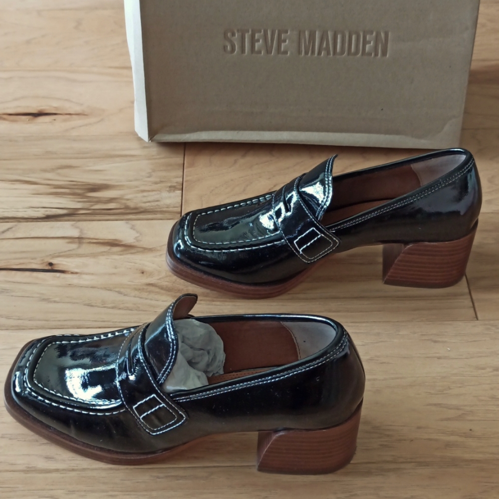 Brand New Steve Madden Black Patent Leather Loafers With Heel - Picture 2 of 9